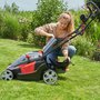 114056-lawnmower-40-4-e-comfort-webshop-mood-05_v1.jpg