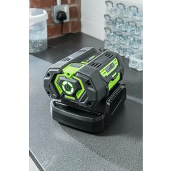 EGO - AKU standardní nabíječka CH3200E