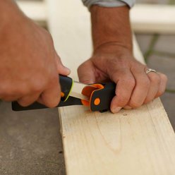 Nůž FISKARS Hardware pro náročnou práci [1023619]